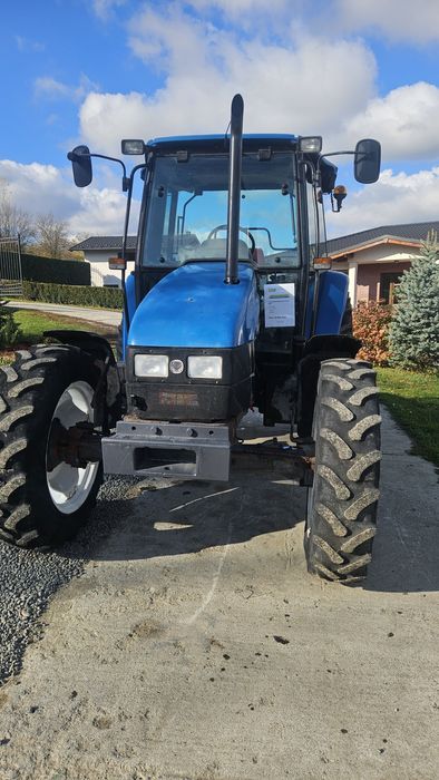 Tractor New Holland TL 75 Ford 5635