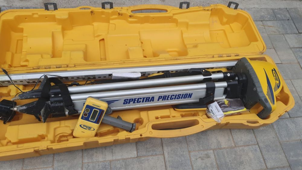 Nivela Laser spectra hv301 complet cutie transport