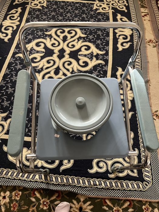 Продам кресло биотуалет