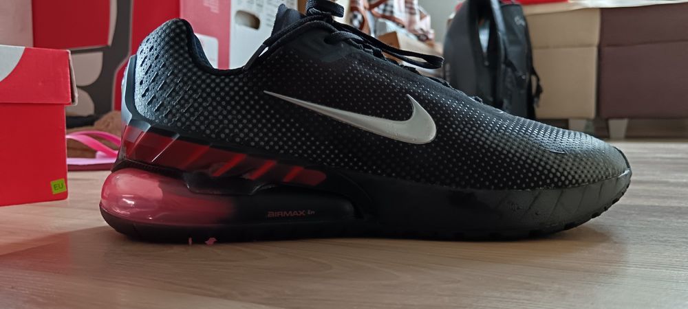 Nike Air Max Phoenix