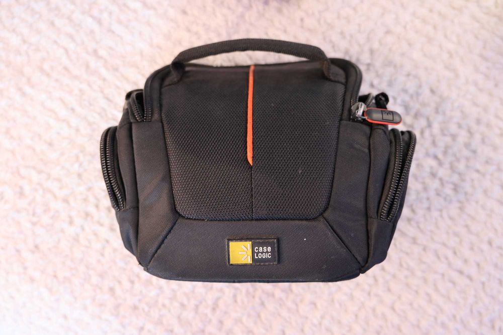 Canon R50 + Canon RF-S 18-45mm f / 4.5-6.3 IS STM с Гаранция до 2026