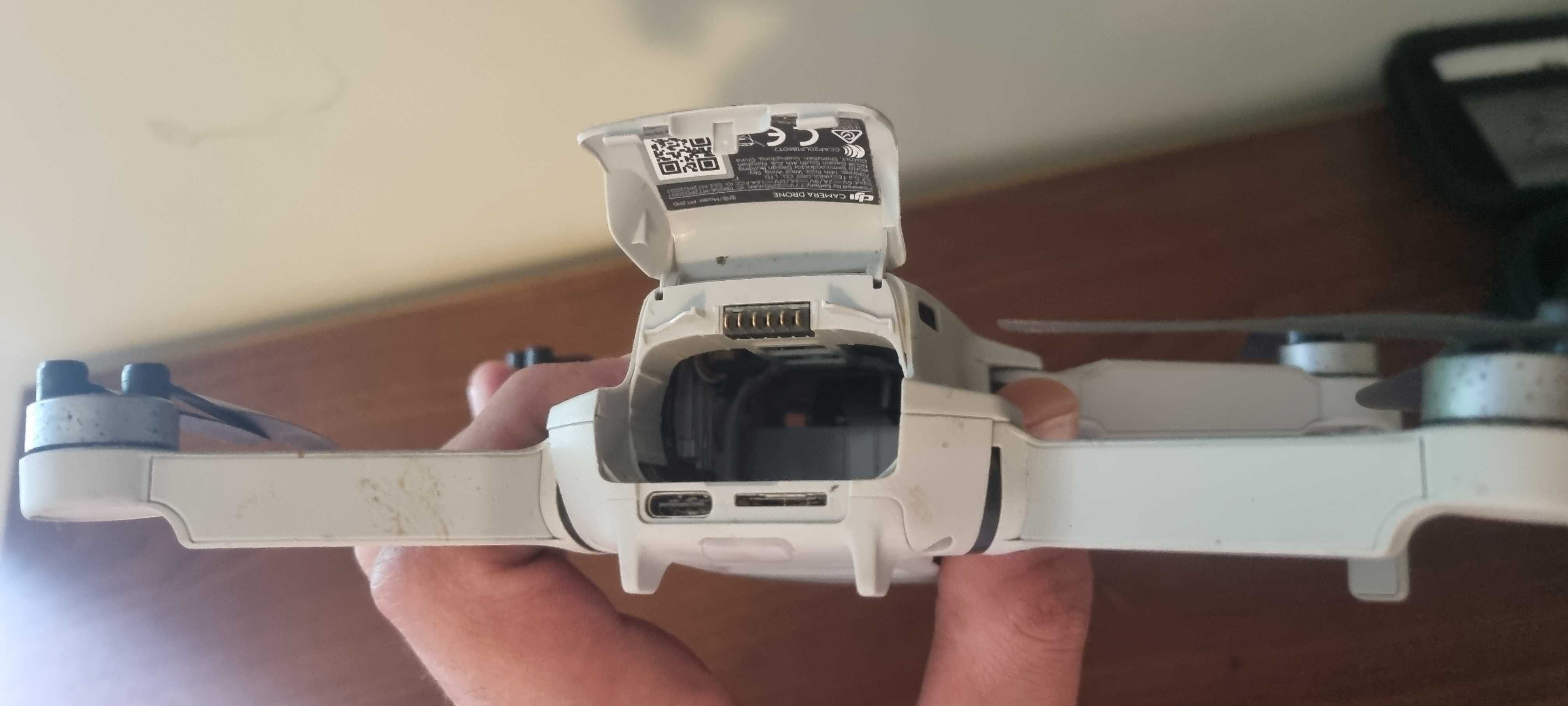 Дрон DJI mini 2 fly more