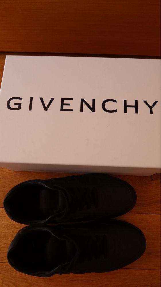 Мъжки обувки Givenchy