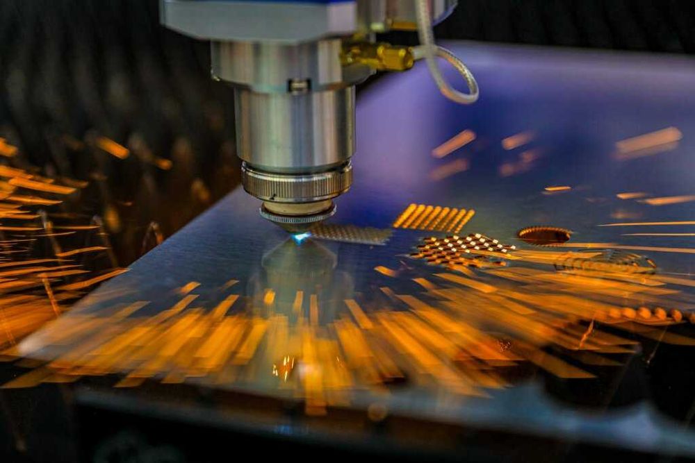 Лазерная резка, гибка металла. , металлообработка. Сварка