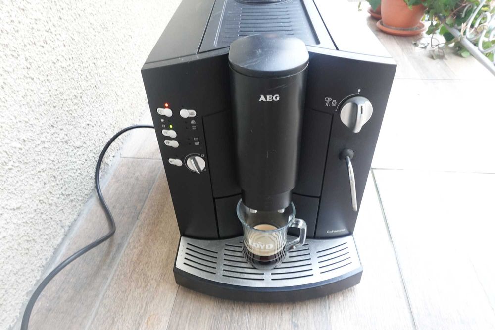 AEG Cafamosa made by Jura espressor automat