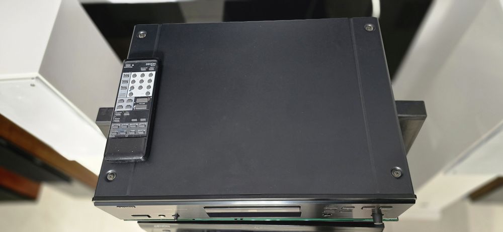 Cd Player Denon DCD-1450AR cu telecomanda