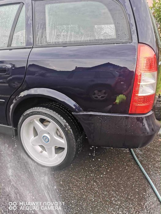 Vand jante/ anvelope , jantele sunt drepte fara strambaturi , fisuri