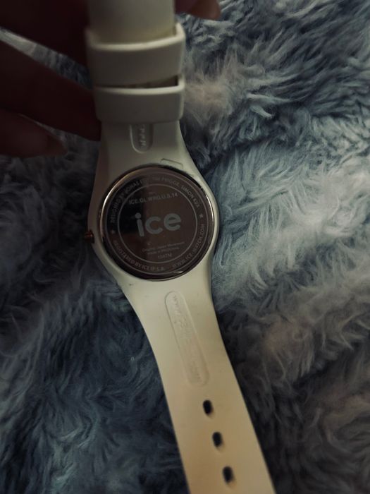 Дамски часовник на ice