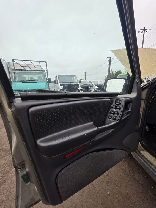 Dezmembrez jeep cheroke xj zj 2.5 diesel 2.5 benzina 4.0 benzina