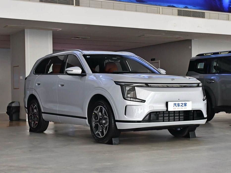 Jetour L7 Plus плагин гибрид 121км