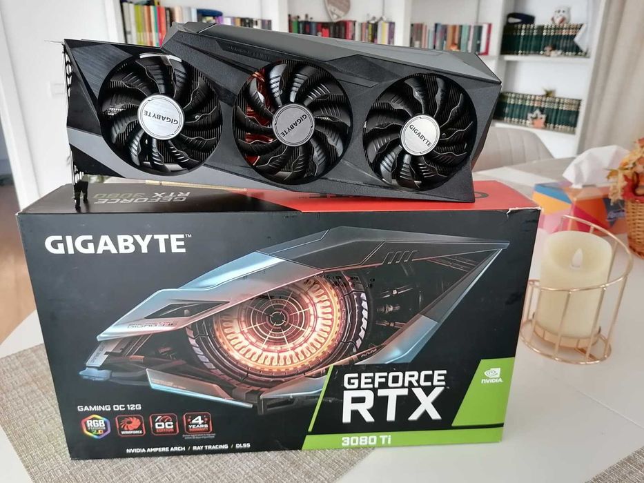 GIGABYTE RTX 3080ti GAMING OC LHR 12GB 384-bit impecabila in garantie