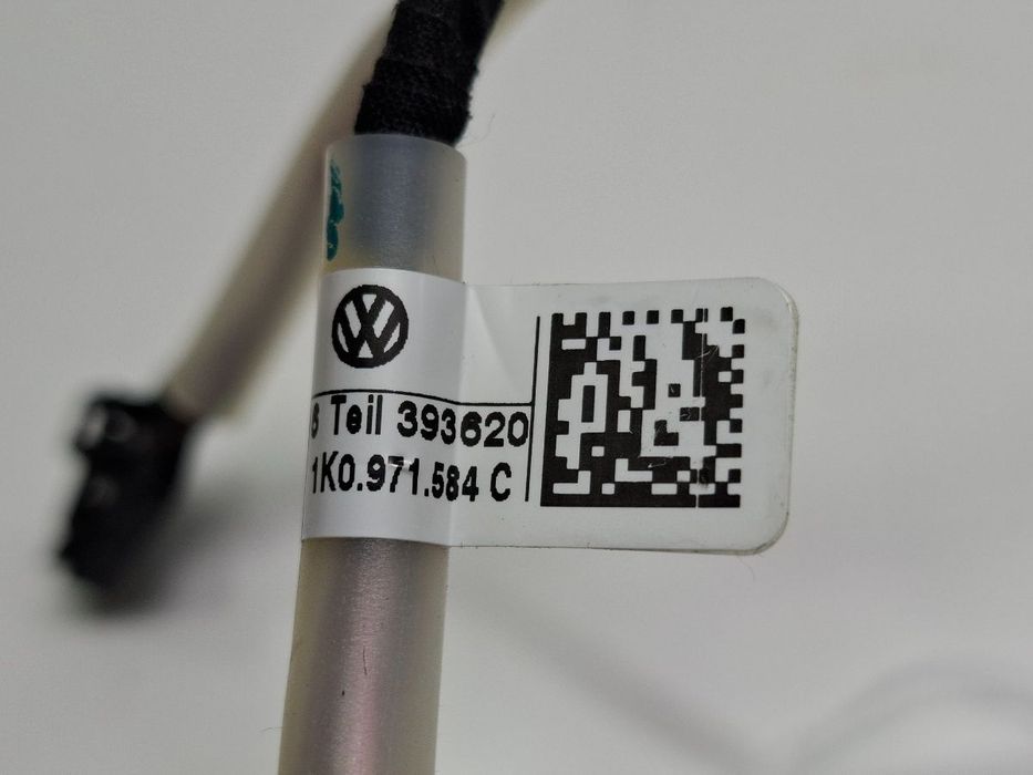 Instalatie electrica airbag volan VOLKSWAGEN PASSAT Variant 3C5 2005 - 20111.9 TDI BKC, BLS, BXE 1K0971584