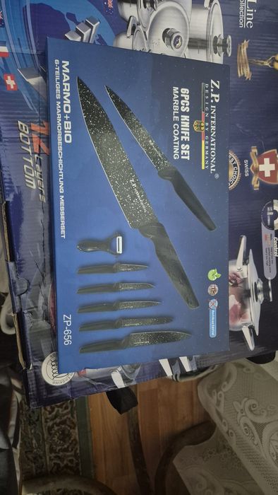 Vând set oale inducție plus set cuțite