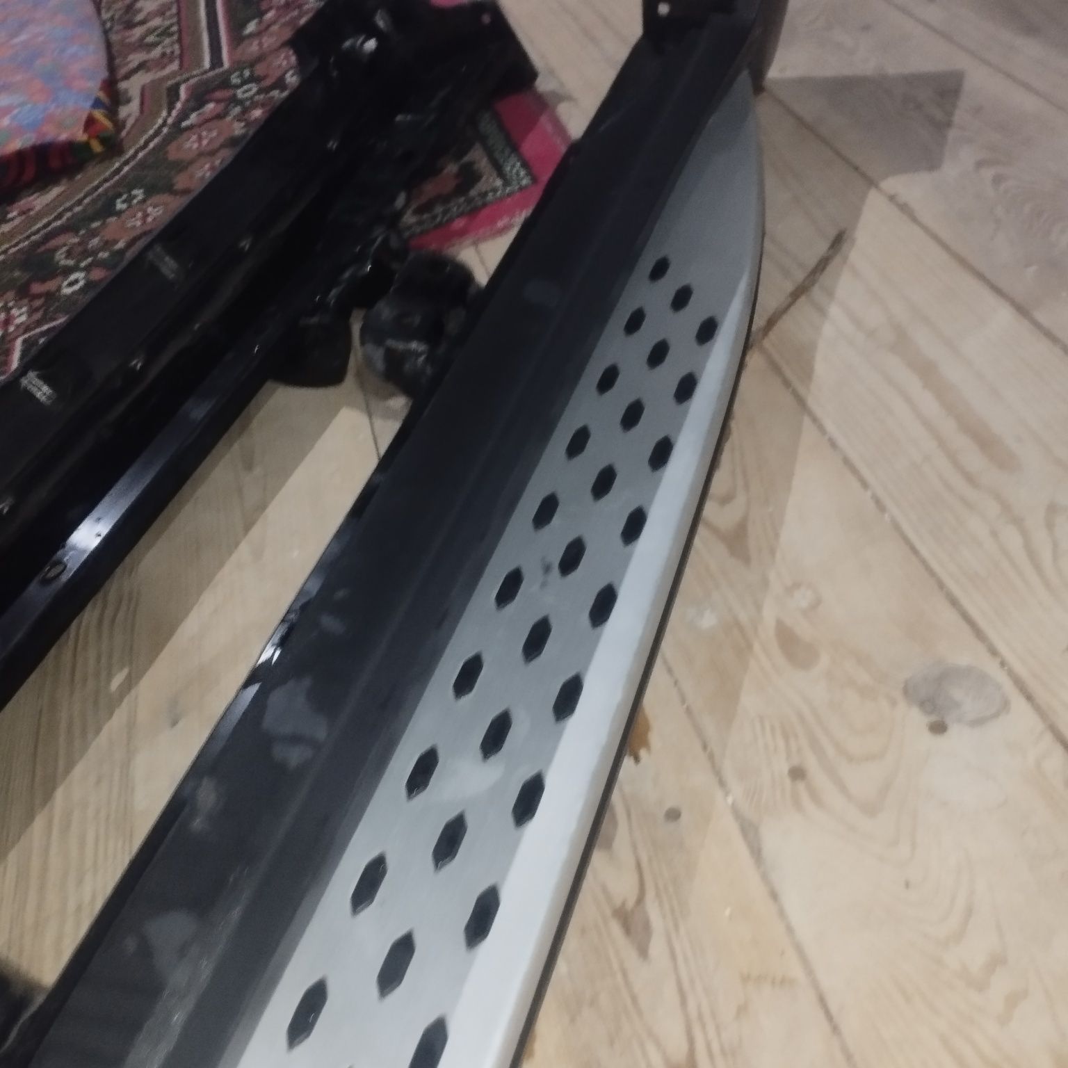 Parok captiva 4 niki yangi 18000 yurgan mashinaniki