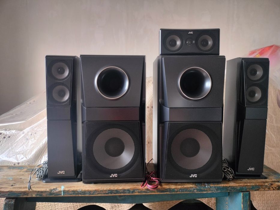 Продам муз. Центр JVC