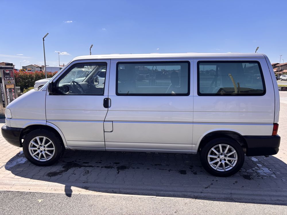 Vw t4 caravelle 9 locuri acv 102 cp an 2002