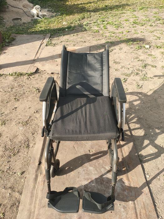 Инвалидная коляска