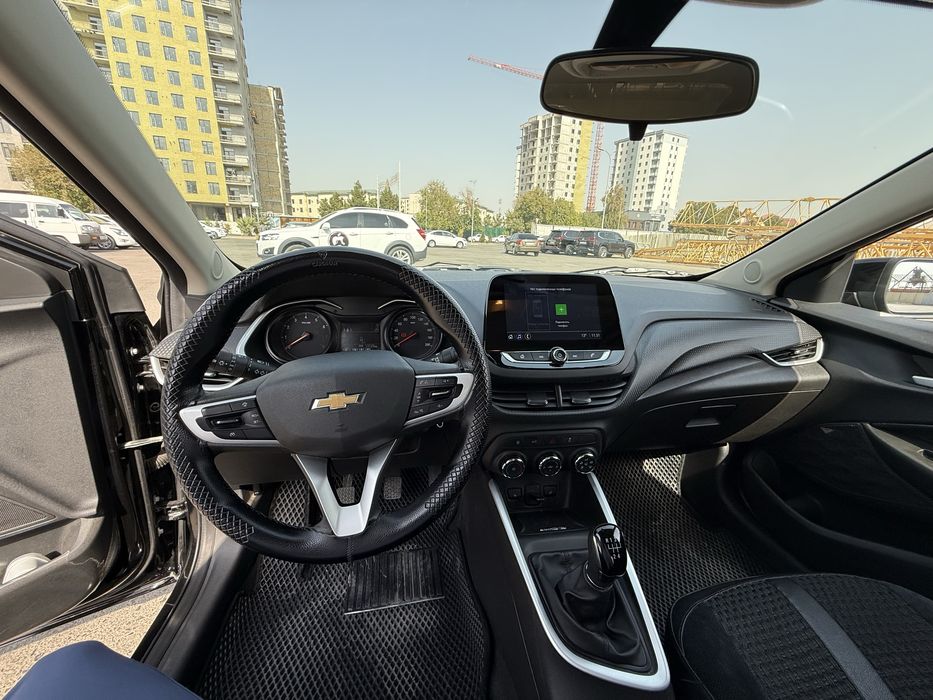 Chevrolet Onix 3 LT MT