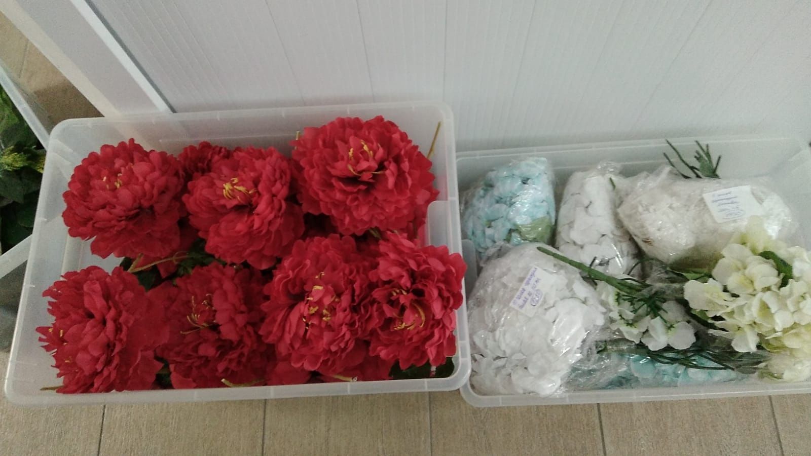 Продам искусственные цветы свадебные
