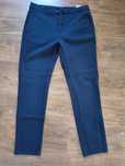 Pantaloni noi reserved