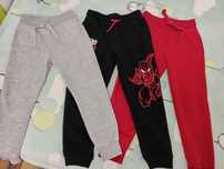 Lot pantaloni treining 116-122