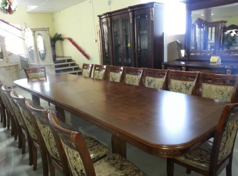 Стол гостинный для гостей обмен