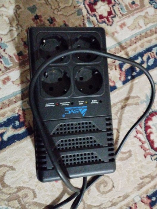 Стабилизатор SVC AVR-1008-G