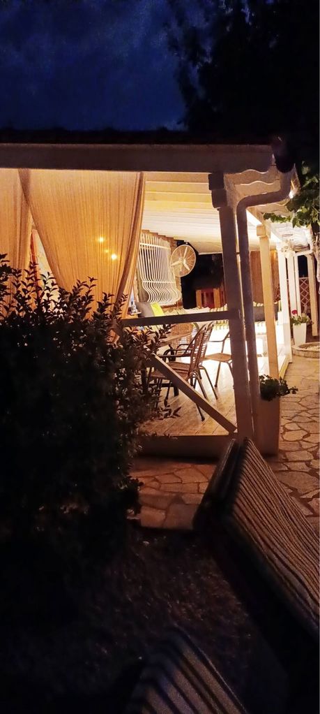 Продава се Къща в София, Център - 90 кв.м за 2945 €/кв.м - Снимка #21