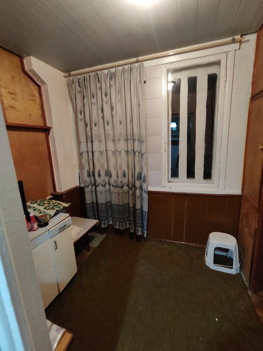 12 квартал. 3/2/4. 2/6 балкон. Вдоль метро