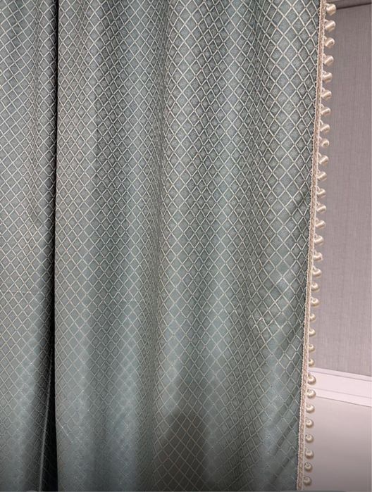 Продам шторы высота 2,85 ширина 2,5