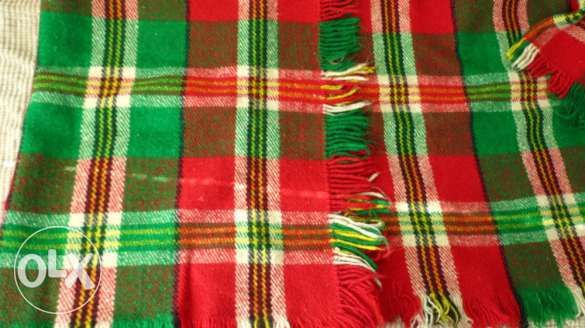 нови, оригинални родопски одела. 100% вълна.