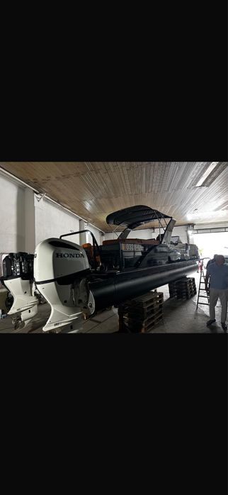 Catamaran nou 2 motoare Honda 200CP