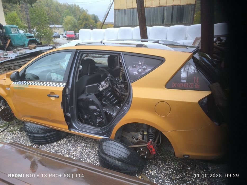 Киа Сиид 2012година за части