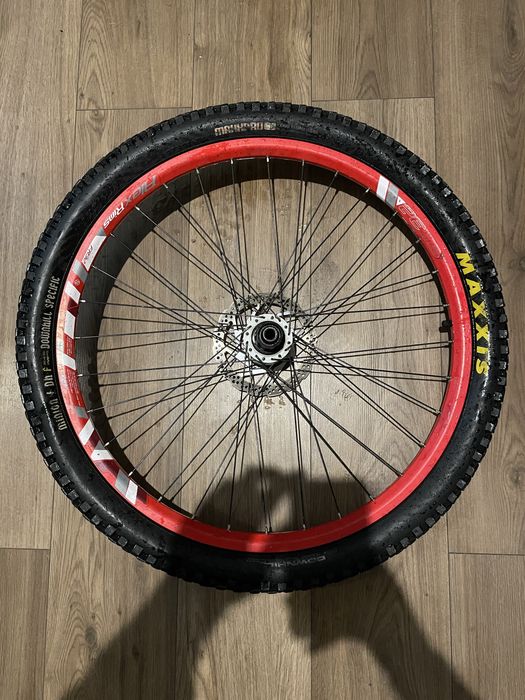 Roata de Bicicleta Downhill 26"