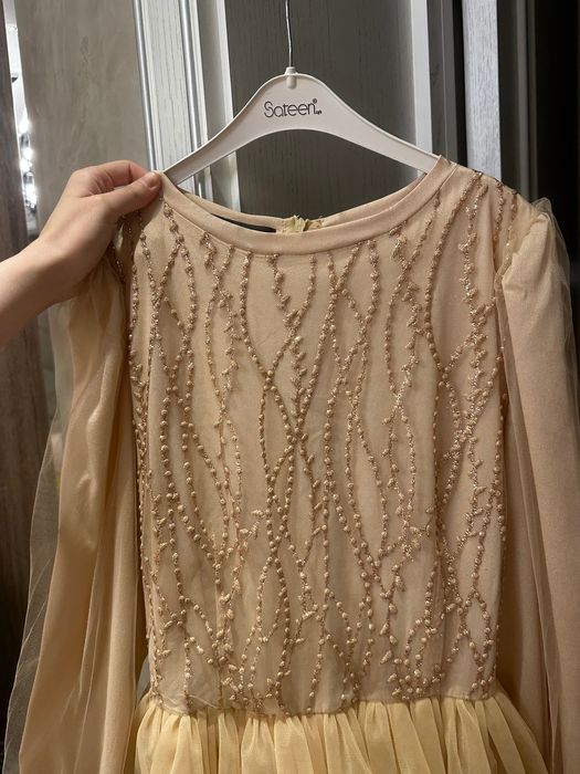 Вечернее платье из фатина