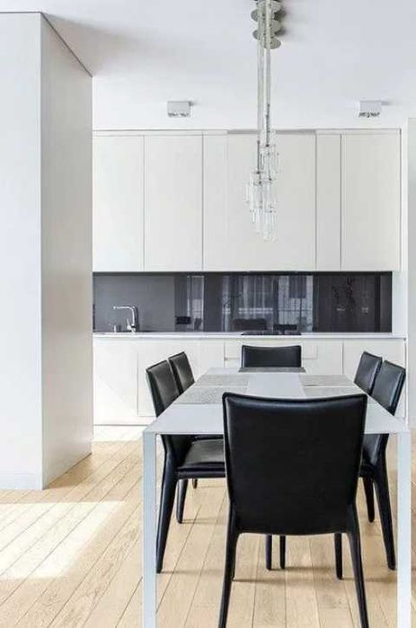 Дава се под наем Тристаен апартамент в Пловдив, Мараша - 90 кв.м за 357 € - Снимка #2