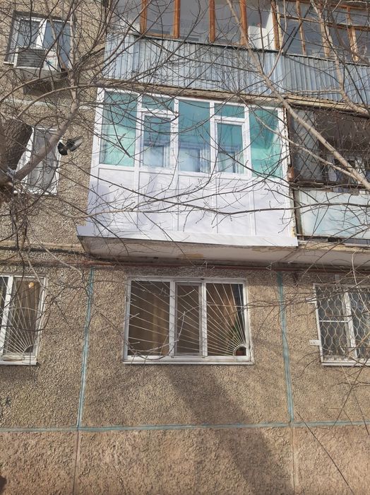 Металлопластиковые окна и балкон и витражи