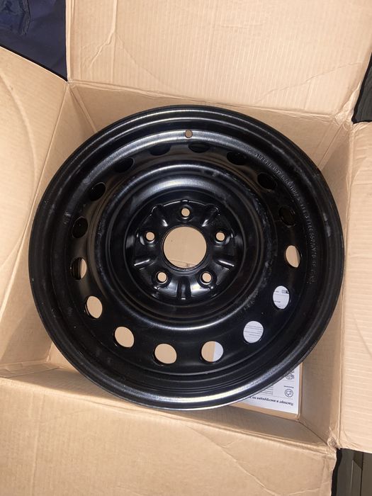 TREBL R-1677 6.5x16/5x114.3 D67.1 ET44 черный