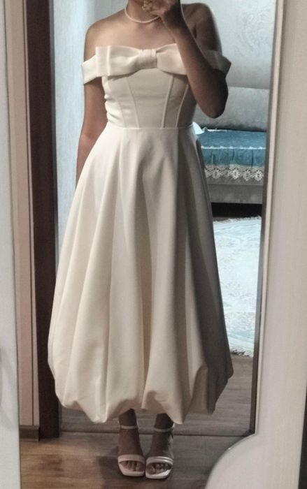 Платье на выпускной вечер в отличном состоянии