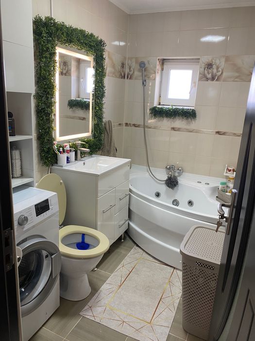 Apartament ultracentral de vanzare in Chisineu Cris
