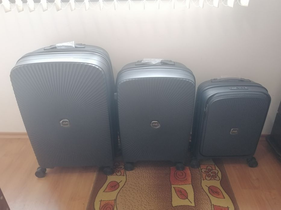 Нови Два броя куфари за багаж голям и среден Grand Ghepard Grafitt Пол