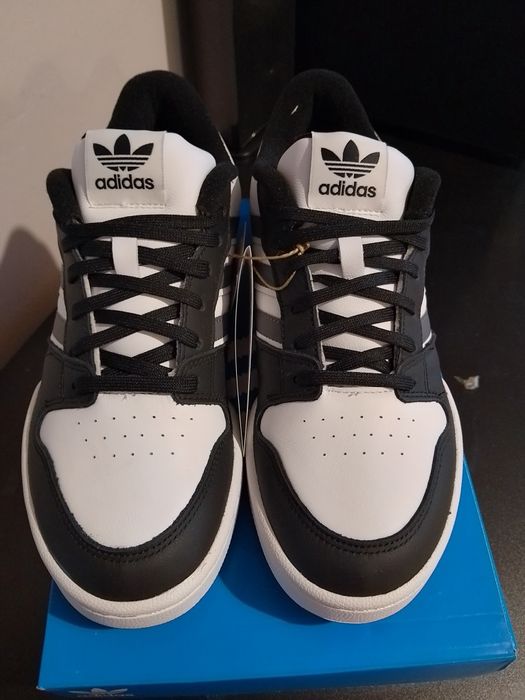 Adidas Team Court 2 STR