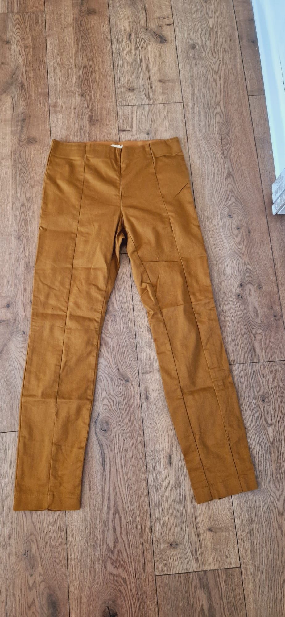 Pantaloni H&M  marimea 40