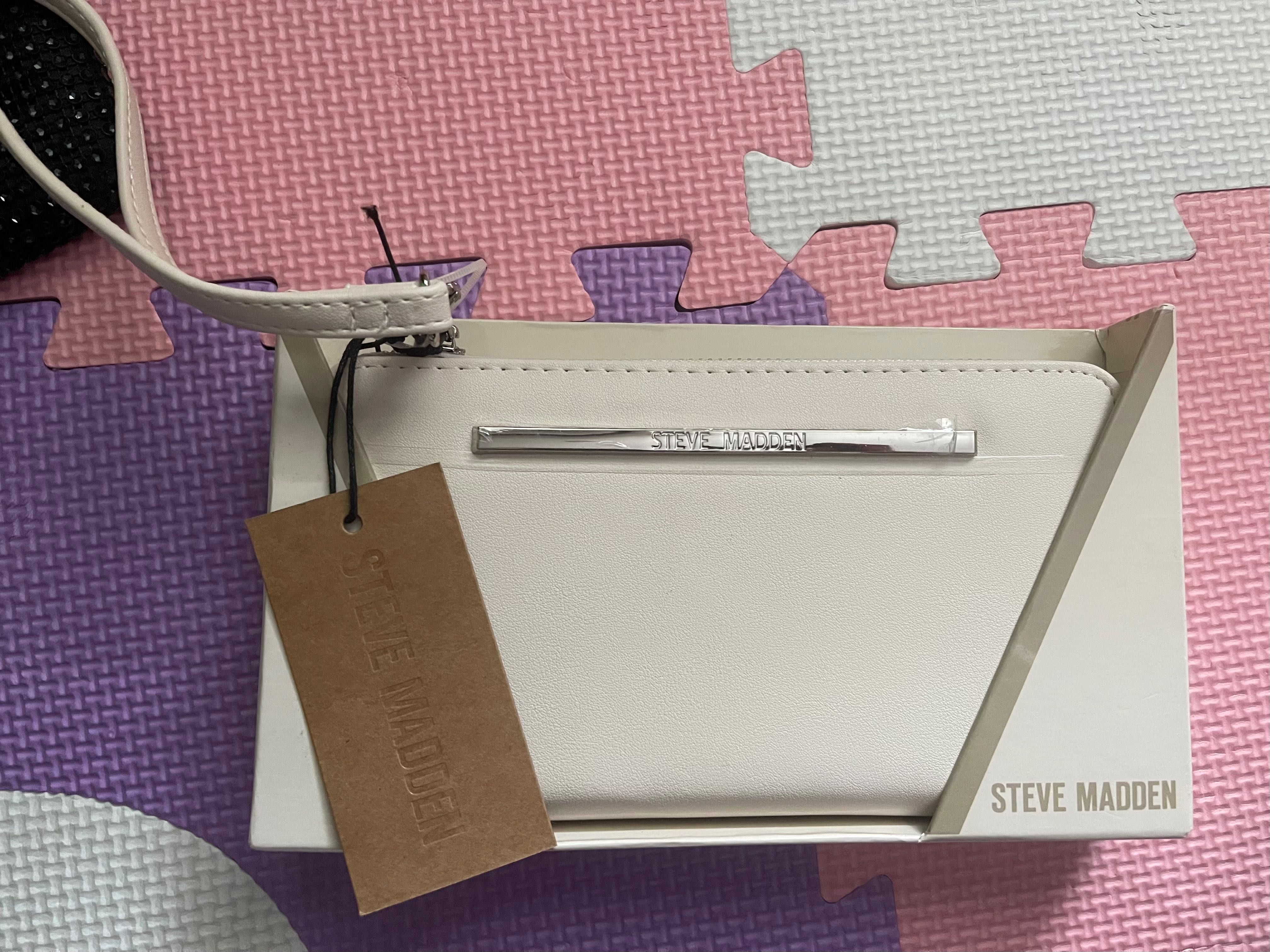 Оригинални дънки на guess и портмоне на Steve Madden