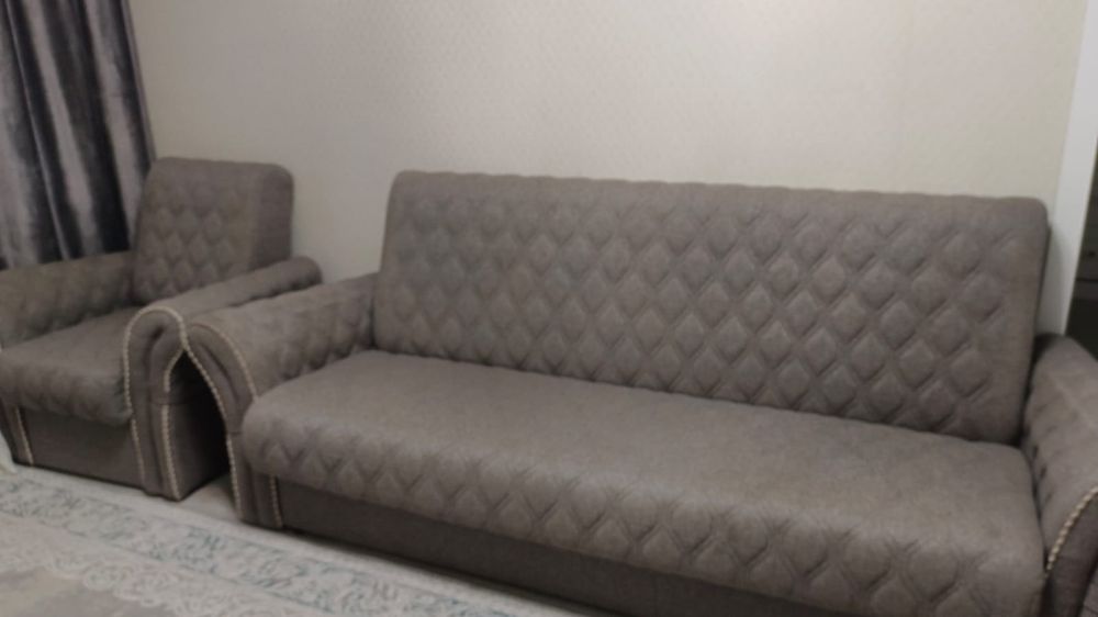 Продам диван с креслом