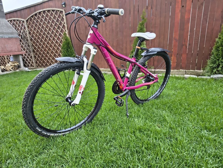 Bicicleta CUBE dama pe 26'