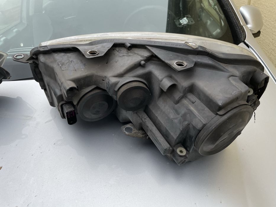 Far stanga dreapta faruri vw golf 6