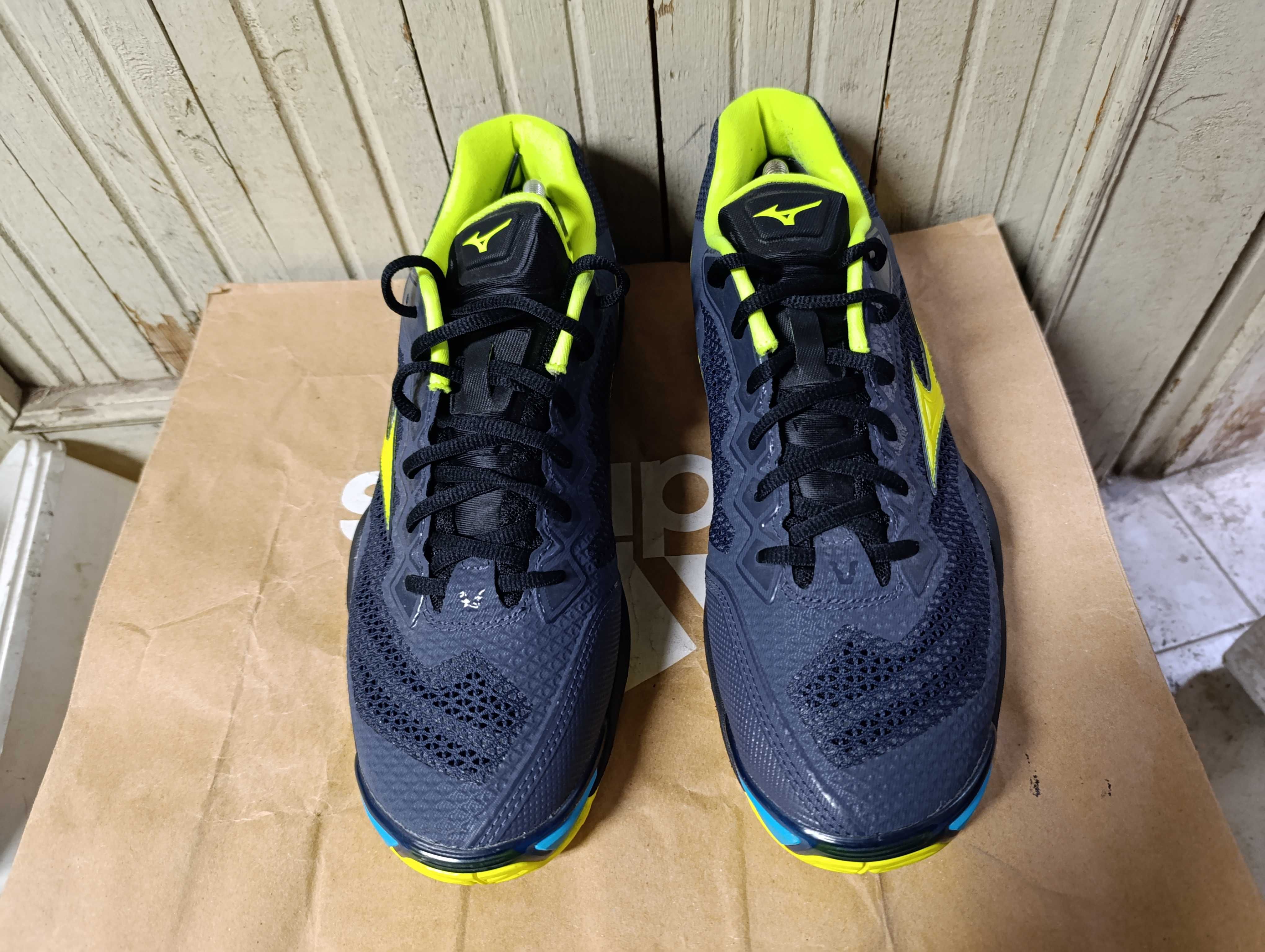 Mizuno Wave Stealth 5''оригинални маратонки 45.5 номер