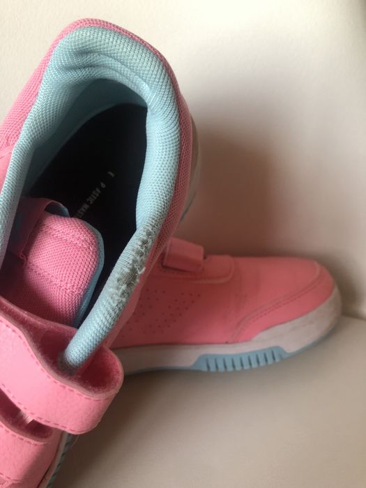 Маратонки adidas