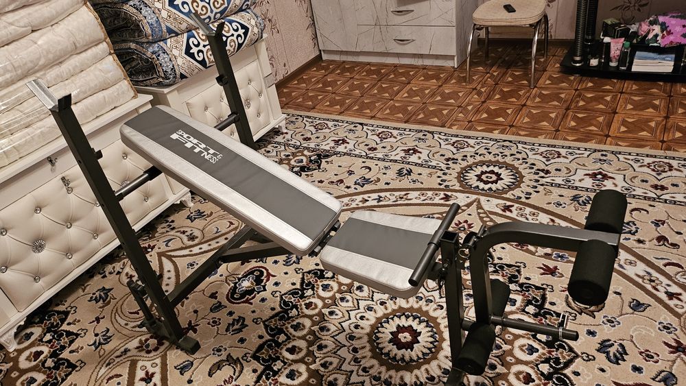 Универсальная скамейка для тренировки